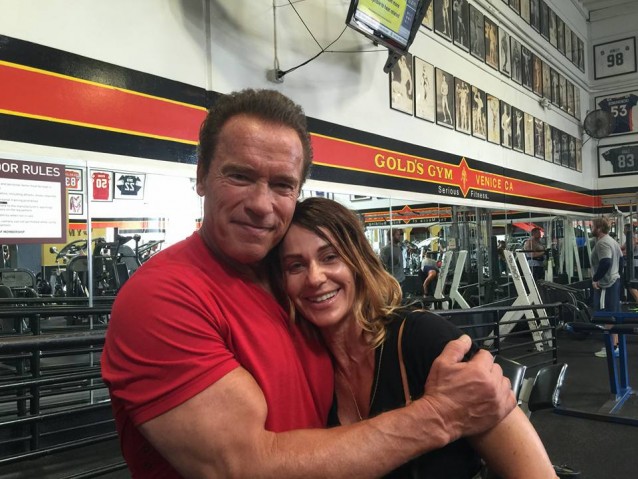 Nadia Comaneci, la antrenament alaturi de Arnold Schwarzenegger